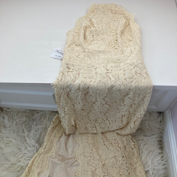 FAME AND PARTNERS Formal Lace Evening Dress - Picture 8 of 8